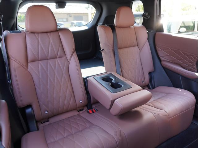 アウトランダーＰＨＥＶ Ｐエグゼクティブパッケージ　横滑り防止　１００Ｖ　黒革シート　ＥＴＣ車載器　フルセグＴＶ　シートヒーター　パワーシート　ＬＥＤヘッドライト　メモリーナビ　ＡＢＳ　Ｂカメ　アルミ　キーレス　スマートキー　エアバッグ　フロントカメラ（38枚目）