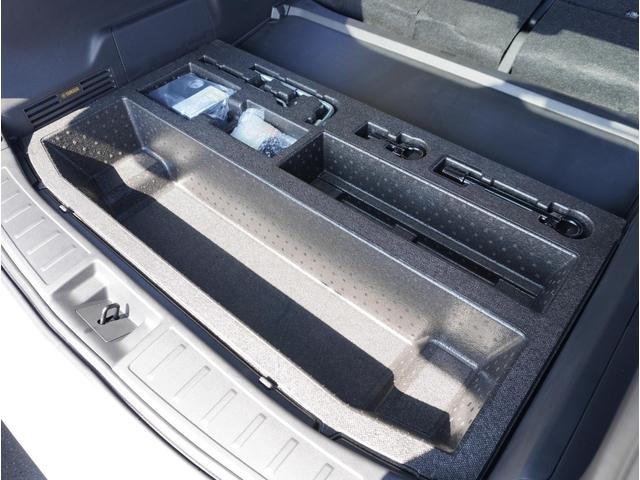 アウトランダーＰＨＥＶ Ｐエグゼクティブパッケージ　横滑り防止　１００Ｖ　黒革シート　ＥＴＣ車載器　フルセグＴＶ　シートヒーター　パワーシート　ＬＥＤヘッドライト　メモリーナビ　ＡＢＳ　Ｂカメ　アルミ　キーレス　スマートキー　エアバッグ　フロントカメラ（47枚目）