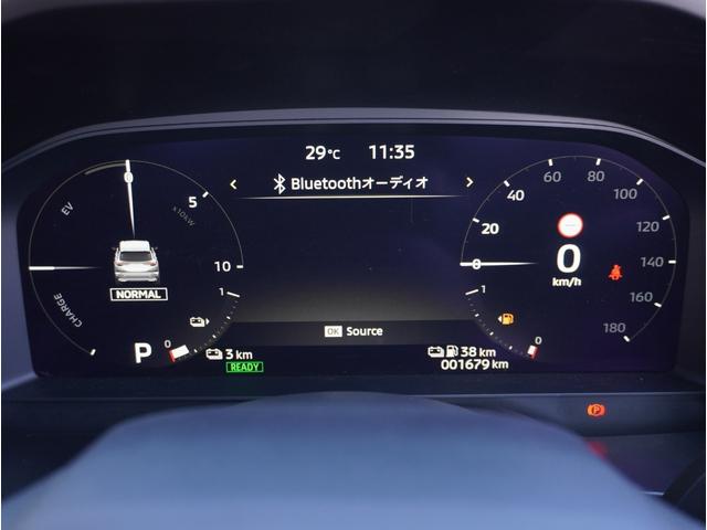 アウトランダーＰＨＥＶ Ｐエグゼクティブパッケージ　横滑り防止　１００Ｖ　黒革シート　ＥＴＣ車載器　フルセグＴＶ　シートヒーター　パワーシート　ＬＥＤヘッドライト　メモリーナビ　ＡＢＳ　Ｂカメ　アルミ　キーレス　スマートキー　エアバッグ　フロントカメラ（60枚目）