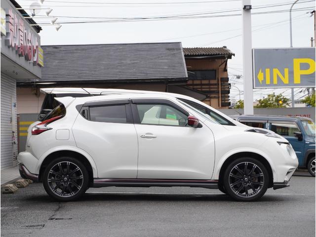 ジューク ニスモ 切替4WD サイドエアバック キーフリー 横滑り防止システム 寒冷地仕様 スマートキー オートエアコン アルミ ETC車載器 ターボ パワーウィンドウ ABS エアバッグ パワーステアリング TV(25枚目)