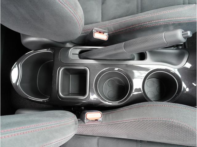 ジューク ニスモ 切替4WD サイドエアバック キーフリー 横滑り防止システム 寒冷地仕様 スマートキー オートエアコン アルミ ETC車載器 ターボ パワーウィンドウ ABS エアバッグ パワーステアリング TV(28枚目)