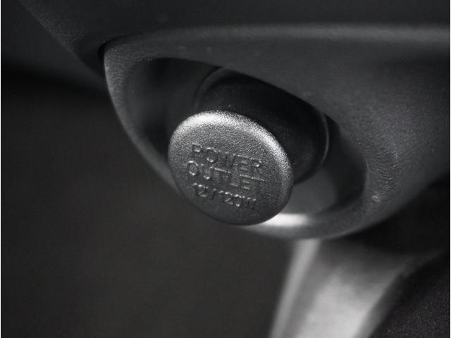 ジューク ニスモ 切替4WD サイドエアバック キーフリー 横滑り防止システム 寒冷地仕様 スマートキー オートエアコン アルミ ETC車載器 ターボ パワーウィンドウ ABS エアバッグ パワーステアリング TV(56枚目)