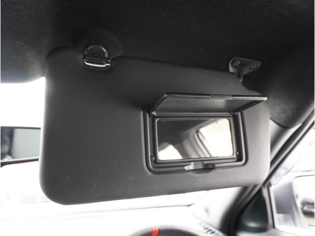 ジューク ニスモ 切替4WD サイドエアバック キーフリー 横滑り防止システム 寒冷地仕様 スマートキー オートエアコン アルミ ETC車載器 ターボ パワーウィンドウ ABS エアバッグ パワーステアリング TV(58枚目)