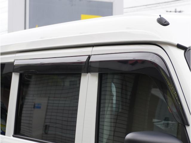 ミニキャブバン Ｅ　両側手動スライドドア　パーキングセンサー　パワステ　マニュアルエアコン　ＥＳＣ　運転席エアバッグ　助手席エアバッグ　アイドリングストップ　ＡＢＳ（11枚目）