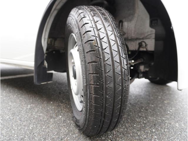 ミニキャブバン Ｅ　両側手動スライドドア　パーキングセンサー　パワステ　マニュアルエアコン　ＥＳＣ　運転席エアバッグ　助手席エアバッグ　アイドリングストップ　ＡＢＳ（13枚目）