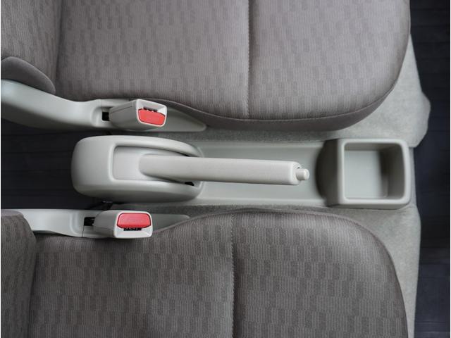 ミニキャブバン Ｅ　両側手動スライドドア　パーキングセンサー　パワステ　マニュアルエアコン　ＥＳＣ　運転席エアバッグ　助手席エアバッグ　アイドリングストップ　ＡＢＳ（23枚目）