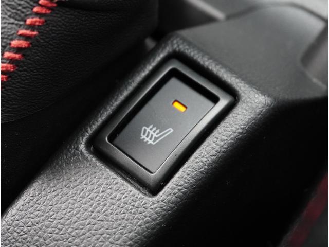 スイフトスポーツ ベースグレード　全方位カメラ付き　ＤＶＤ視聴可　横滑り防止システム　シ－トヒ－タ－　ＳＲＳ　ＡＢＳ付　ナビＴＶ　Ｗエアバック　ＬＥＤヘットランプ　全席ＰＷ　フルオートエアコン　パワーステアリング　ＡＷ　サイドＳＲＳ（9枚目）