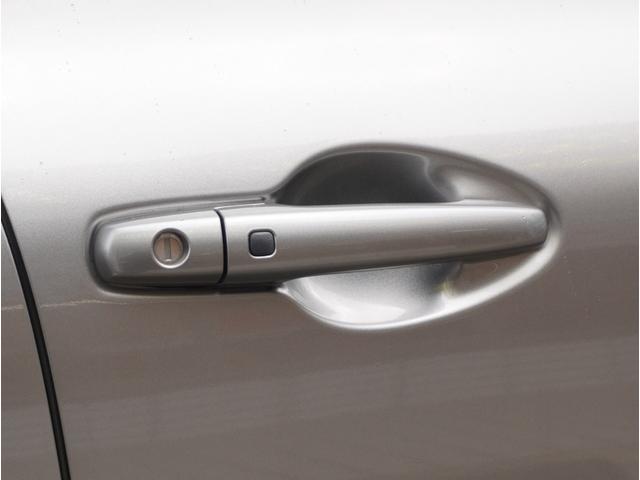 スイフトスポーツ ベースグレード　全方位カメラ付き　ＤＶＤ視聴可　横滑り防止システム　シ－トヒ－タ－　ＳＲＳ　ＡＢＳ付　ナビＴＶ　Ｗエアバック　ＬＥＤヘットランプ　全席ＰＷ　フルオートエアコン　パワーステアリング　ＡＷ　サイドＳＲＳ（19枚目）