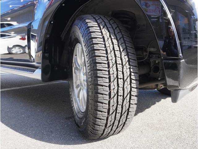 パジェロ ショート　ＶＲ－Ｉ　パワーステアリング　キーレスキー　パワーウィンドウ　フルセグＴＶ　バックモニター　エアコン　Ｗエアバッグ　ＡＢＳ　ＴＶ　アルミホイール　寒冷地仕様　エアバック　切替４ＷＤ　横滑防止（18枚目）