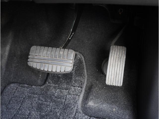 パジェロ ショート　ＶＲ－Ｉ　パワーステアリング　キーレスキー　パワーウィンドウ　フルセグＴＶ　バックモニター　エアコン　Ｗエアバッグ　ＡＢＳ　ＴＶ　アルミホイール　寒冷地仕様　エアバック　切替４ＷＤ　横滑防止（30枚目）