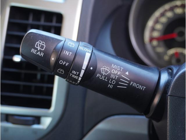 パジェロ ショート　ＶＲ－Ｉ　パワーステアリング　キーレスキー　パワーウィンドウ　フルセグＴＶ　バックモニター　エアコン　Ｗエアバッグ　ＡＢＳ　ＴＶ　アルミホイール　寒冷地仕様　エアバック　切替４ＷＤ　横滑防止（48枚目）