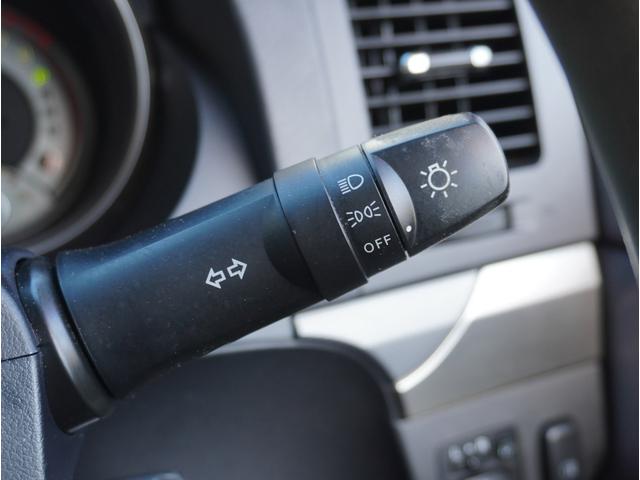 パジェロ ショート　ＶＲ－Ｉ　パワーステアリング　キーレスキー　パワーウィンドウ　フルセグＴＶ　バックモニター　エアコン　Ｗエアバッグ　ＡＢＳ　ＴＶ　アルミホイール　寒冷地仕様　エアバック　切替４ＷＤ　横滑防止（49枚目）