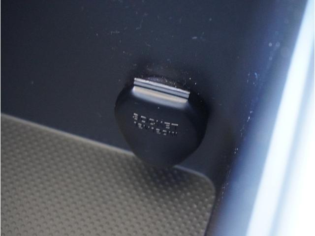 パジェロ ショート　ＶＲ－Ｉ　パワーステアリング　キーレスキー　パワーウィンドウ　フルセグＴＶ　バックモニター　エアコン　Ｗエアバッグ　ＡＢＳ　ＴＶ　アルミホイール　寒冷地仕様　エアバック　切替４ＷＤ　横滑防止（52枚目）