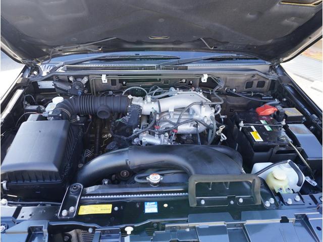 パジェロ ショート　ＶＲ－Ｉ　パワーステアリング　キーレスキー　パワーウィンドウ　フルセグＴＶ　バックモニター　エアコン　Ｗエアバッグ　ＡＢＳ　ＴＶ　アルミホイール　寒冷地仕様　エアバック　切替４ＷＤ　横滑防止（65枚目）