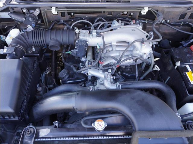 パジェロ ショート　ＶＲ－Ｉ　パワーステアリング　キーレスキー　パワーウィンドウ　フルセグＴＶ　バックモニター　エアコン　Ｗエアバッグ　ＡＢＳ　ＴＶ　アルミホイール　寒冷地仕様　エアバック　切替４ＷＤ　横滑防止（66枚目）