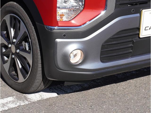 ｅＫクロス Ｇ　エアバッグ　アイスト　オートＬＥＤ　車線逸脱警報装置　Ｓヒーター　スマートキー　クリアランスソナー　オートエアコン　バックモニター　ベンチシート　キーフリー　アルミホイール　サイドエアバッグ　ＡＢＳ（13枚目）