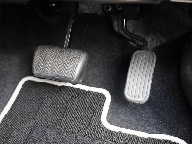 カローラツーリング ダブルバイビー オートマチックハイビーム 衝突被害軽減ブレーキ オートエアコン リアカメラ LEDヘッドライト スマートキー フルセグテレビ ESC イモビ アルミホイール ETC キーレス ドライブレコーダー(33枚目)