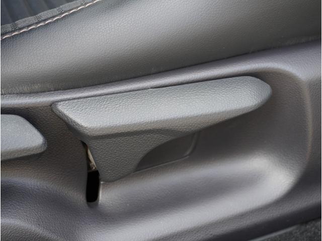 カローラツーリング ダブルバイビー オートマチックハイビーム 衝突被害軽減ブレーキ オートエアコン リアカメラ LEDヘッドライト スマートキー フルセグテレビ ESC イモビ アルミホイール ETC キーレス ドライブレコーダー(34枚目)