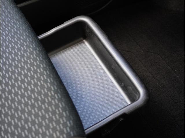 ルーミー G-T LDA オートマチックハイビーム フルフラット Bカメラ LEDライト TV 両側自動ドア オートエアコン イモビライザー スマートキー 横滑り防止 A-STOP 地デジTV ETC付き エアB PS(69枚目)