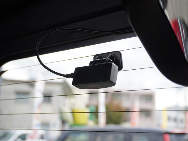 ピクシスメガ Ｌ　ＳＡＩＩＩ　Ｗ電動ドア　軽減ブレーキ　クリアランスソナー　スマートキー＆プッシュスタート　Ｂカメラ　イモビライザー　ドライブレコーダー　ナビＴＶ　レーンアシスト　フルセグ　ＥＴＣ　アイドリングストップ　パワステ（8枚目）