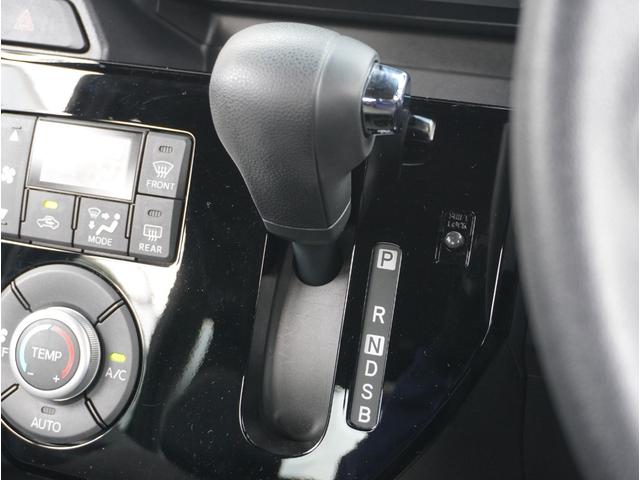 ピクシスメガ Ｌ　ＳＡＩＩＩ　Ｗ電動ドア　軽減ブレーキ　クリアランスソナー　スマートキー＆プッシュスタート　Ｂカメラ　イモビライザー　ドライブレコーダー　ナビＴＶ　レーンアシスト　フルセグ　ＥＴＣ　アイドリングストップ　パワステ（66枚目）