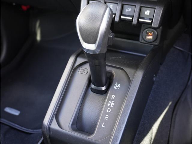 ジムニーシエラ ＪＣ　アイドリングＳ　スマートエントリー　メディアプレイヤー接続　車線逸脱警報装置　オートＬＥＤ　ＥＴＣ付　ＴＶナビ　地デジフルセグ　横滑り防止機能　ＤＡＣ　ＤＶＤ再生可　ダブルエアバッグ　ＰＷ　ＡＡＣ（50枚目）