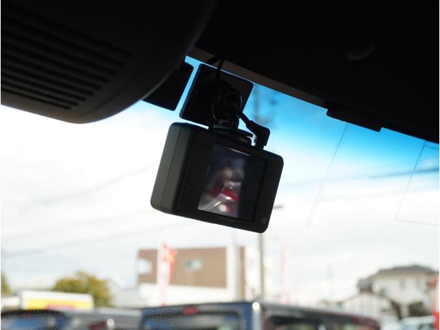 N-BOXカスタム Lターボ アダクティブクルーズC 地デジチューナー 衝突軽減ブレーキサポート LEDヘッドライ 車線逸脱警報システム オートマチックハイビーム アルミ アイドリングS ターボエンジン PS カーテンエアバック(7枚目)