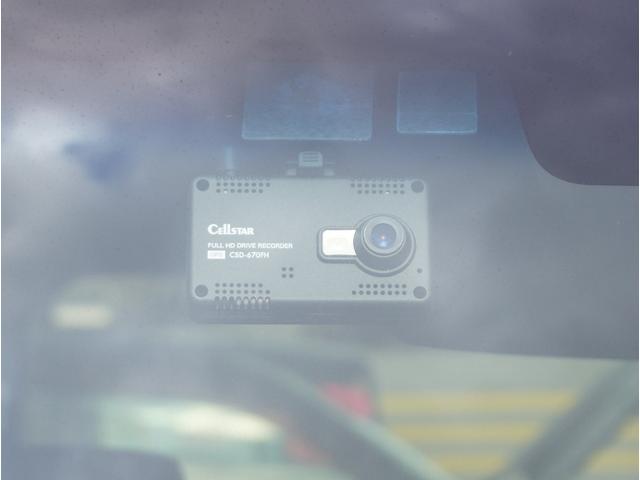 N-BOXカスタム Lターボ アダクティブクルーズC 地デジチューナー 衝突軽減ブレーキサポート LEDヘッドライ 車線逸脱警報システム オートマチックハイビーム アルミ アイドリングS ターボエンジン PS カーテンエアバック(18枚目)