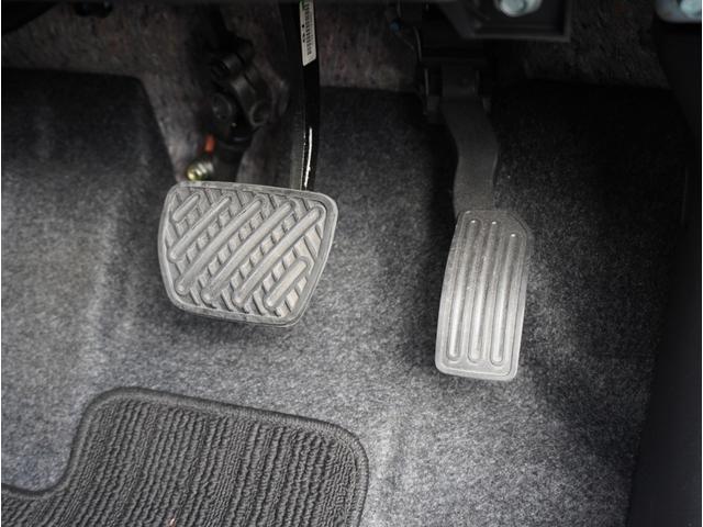 ノート Ｘ　レーダーブレーキサポート　スマトキー　セキュリティーアラーム　キーレス　運転席助手席エアバッグ　ナビＴＶ　横滑防止　エアコン　パワーウィンドウ　パワーステアリング　レーンアシスト　ＡＢＳ　メモリーナビ（29枚目）