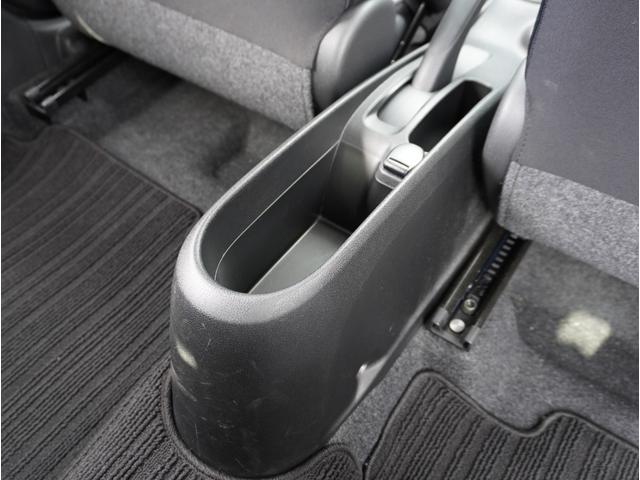 ノート Ｘ　レーダーブレーキサポート　スマトキー　セキュリティーアラーム　キーレス　運転席助手席エアバッグ　ナビＴＶ　横滑防止　エアコン　パワーウィンドウ　パワーステアリング　レーンアシスト　ＡＢＳ　メモリーナビ（33枚目）