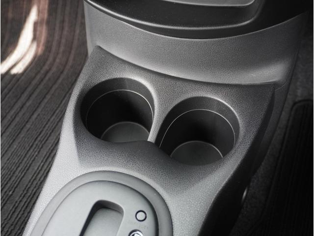 ノート Ｘ　レーダーブレーキサポート　スマトキー　セキュリティーアラーム　キーレス　運転席助手席エアバッグ　ナビＴＶ　横滑防止　エアコン　パワーウィンドウ　パワーステアリング　レーンアシスト　ＡＢＳ　メモリーナビ（53枚目）