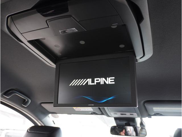 ノア Ｓｉ　ダブルバイビー　車線逸脱　クルーズＣ　ブレーキサポート　エアコン　ウォークスルー　ＡＵＸ　ＬＥＤライト　ナビ＆ＴＶ　横滑防止装置　アルミホイール　パワーウインドウ　フルセグ　盗難防止　ＡＨＢ　ＤＶＤ再生可　ＥＴＣ（8枚目）