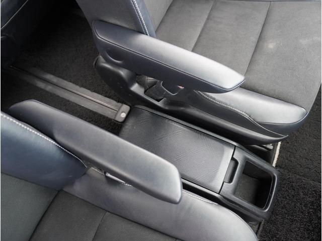 ノア Ｓｉ　ダブルバイビー　車線逸脱　クルーズＣ　ブレーキサポート　エアコン　ウォークスルー　ＡＵＸ　ＬＥＤライト　ナビ＆ＴＶ　横滑防止装置　アルミホイール　パワーウインドウ　フルセグ　盗難防止　ＡＨＢ　ＤＶＤ再生可　ＥＴＣ（30枚目）