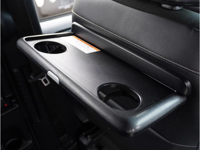 ノア Ｓｉ　ダブルバイビー　車線逸脱　クルーズＣ　ブレーキサポート　エアコン　ウォークスルー　ＡＵＸ　ＬＥＤライト　ナビ＆ＴＶ　横滑防止装置　アルミホイール　パワーウインドウ　フルセグ　盗難防止　ＡＨＢ　ＤＶＤ再生可　ＥＴＣ（38枚目）