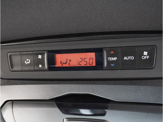 ノア Ｓｉ　ダブルバイビー　車線逸脱　クルーズＣ　ブレーキサポート　エアコン　ウォークスルー　ＡＵＸ　ＬＥＤライト　ナビ＆ＴＶ　横滑防止装置　アルミホイール　パワーウインドウ　フルセグ　盗難防止　ＡＨＢ　ＤＶＤ再生可　ＥＴＣ（41枚目）