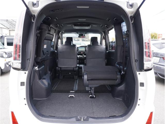 ノア Ｓｉ　ダブルバイビー　車線逸脱　クルーズＣ　ブレーキサポート　エアコン　ウォークスルー　ＡＵＸ　ＬＥＤライト　ナビ＆ＴＶ　横滑防止装置　アルミホイール　パワーウインドウ　フルセグ　盗難防止　ＡＨＢ　ＤＶＤ再生可　ＥＴＣ（46枚目）