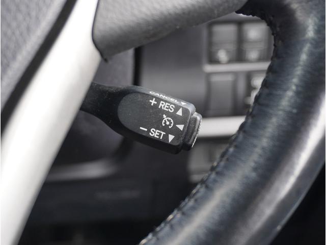 ノア Ｓｉ　ダブルバイビー　車線逸脱　クルーズＣ　ブレーキサポート　エアコン　ウォークスルー　ＡＵＸ　ＬＥＤライト　ナビ＆ＴＶ　横滑防止装置　アルミホイール　パワーウインドウ　フルセグ　盗難防止　ＡＨＢ　ＤＶＤ再生可　ＥＴＣ（58枚目）