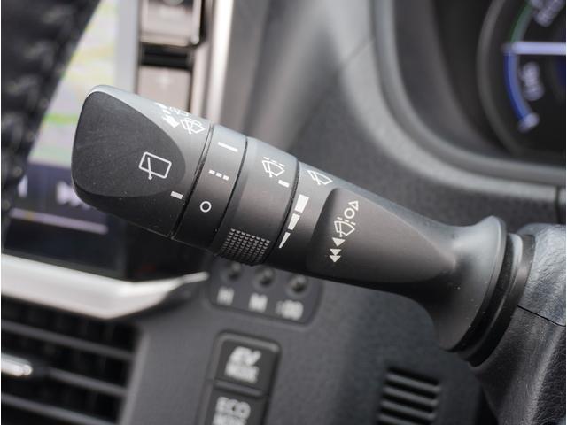 ノア Ｓｉ　ダブルバイビー　車線逸脱　クルーズＣ　ブレーキサポート　エアコン　ウォークスルー　ＡＵＸ　ＬＥＤライト　ナビ＆ＴＶ　横滑防止装置　アルミホイール　パワーウインドウ　フルセグ　盗難防止　ＡＨＢ　ＤＶＤ再生可　ＥＴＣ（59枚目）