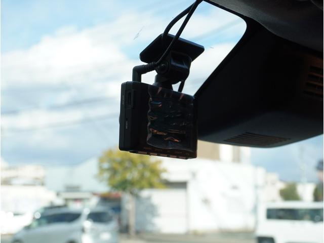 ライズ Ｚ　追従クルーズ　コーナーセンサ　ハイビームアシスト　誤発進抑制機能　エアコン　シートヒータ　スマートキー＆プッシュスタート　地デジＴＶ　ドライブレコーダ　ＶＳＡ　盗難防止装置　レーンアシスト　ターボ車（6枚目）