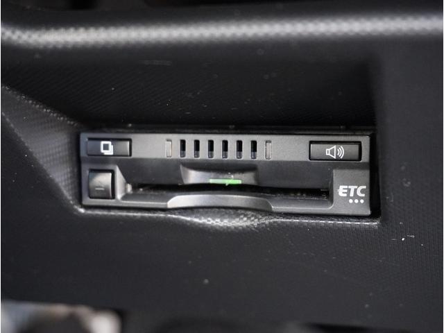 ライズ Ｚ　追従クルーズ　コーナーセンサ　ハイビームアシスト　誤発進抑制機能　エアコン　シートヒータ　スマートキー＆プッシュスタート　地デジＴＶ　ドライブレコーダ　ＶＳＡ　盗難防止装置　レーンアシスト　ターボ車（8枚目）