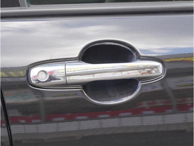 ライズ Ｚ　追従クルーズ　コーナーセンサ　ハイビームアシスト　誤発進抑制機能　エアコン　シートヒータ　スマートキー＆プッシュスタート　地デジＴＶ　ドライブレコーダ　ＶＳＡ　盗難防止装置　レーンアシスト　ターボ車（19枚目）