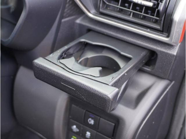 ライズ Ｚ　追従クルーズ　コーナーセンサ　ハイビームアシスト　誤発進抑制機能　エアコン　シートヒータ　スマートキー＆プッシュスタート　地デジＴＶ　ドライブレコーダ　ＶＳＡ　盗難防止装置　レーンアシスト　ターボ車（50枚目）