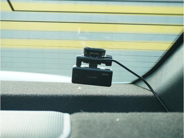 �y����h���C�u���R�[�_�[�z���S�E���S�ȃJ�[���C�t�ɕK�{�̃h���C�u���R�[�_�[�𑕔��B������^�]�⎖�̂ɑ��������ۂ̏󋵂��f���ŋL�^���A����̃��X�N�ɔ����܂�