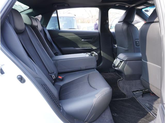 �㕔���Ȃ����R�A�Y��E�����Ɏd�グ�Ă���܂��B�������Y��Ȃ��Ԃ͋C�������ǂ��ł����A�R���f�B�V�����̂����Ԃ������ł��B�O�̃��[�U�[�����J�Ɏg���Ă����؋��ł��B