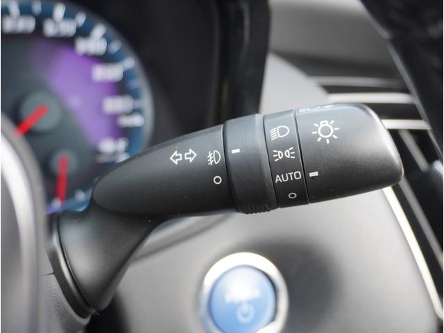 �I�[�g���C�g�t���ňÂ��Ȃ�Ǝ����œ_�����܂��̂Ń��C�g�̕t���Y����������S�ł�