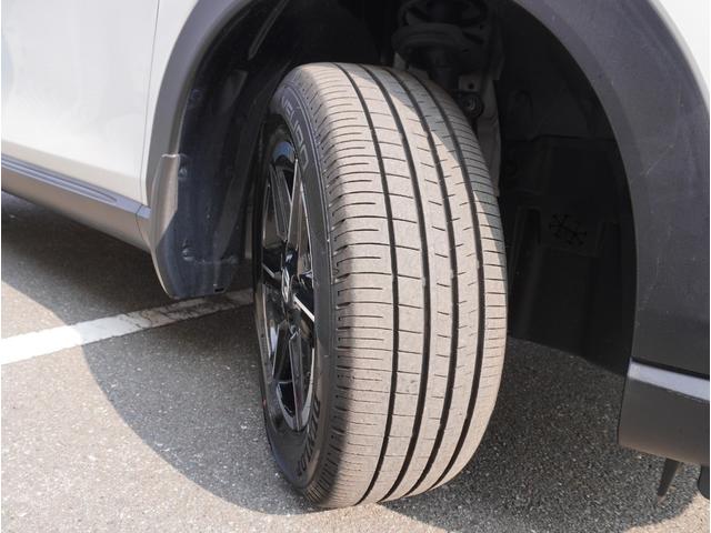 ヴェゼル ｅ：ＨＥＶ　Ｘ　フルオートエアコン　ＬＫＡＳ　アダクティブクルーズコントロール　盗難防止　両席エアバック　ソナー　Ｂカメ　ＴＶナビ　キーレスエントリー　地デジ　エアバッグ　カーテンエアバック　パワーウインドウ　ＶＳＡ（21枚目）