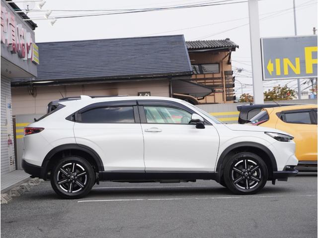 ヴェゼル ｅ：ＨＥＶ　Ｘ　フルオートエアコン　ＬＫＡＳ　アダクティブクルーズコントロール　盗難防止　両席エアバック　ソナー　Ｂカメ　ＴＶナビ　キーレスエントリー　地デジ　エアバッグ　カーテンエアバック　パワーウインドウ　ＶＳＡ（28枚目）