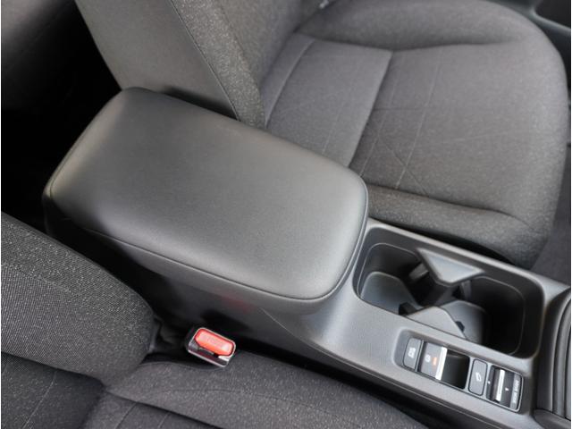 ヴェゼル ｅ：ＨＥＶ　Ｘ　フルオートエアコン　ＬＫＡＳ　アダクティブクルーズコントロール　盗難防止　両席エアバック　ソナー　Ｂカメ　ＴＶナビ　キーレスエントリー　地デジ　エアバッグ　カーテンエアバック　パワーウインドウ　ＶＳＡ（31枚目）