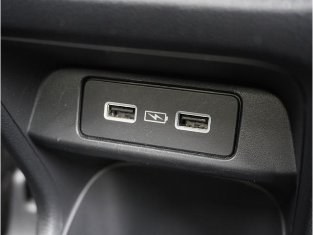 ヴェゼル ｅ：ＨＥＶ　Ｘ　フルオートエアコン　ＬＫＡＳ　アダクティブクルーズコントロール　盗難防止　両席エアバック　ソナー　Ｂカメ　ＴＶナビ　キーレスエントリー　地デジ　エアバッグ　カーテンエアバック　パワーウインドウ　ＶＳＡ（38枚目）