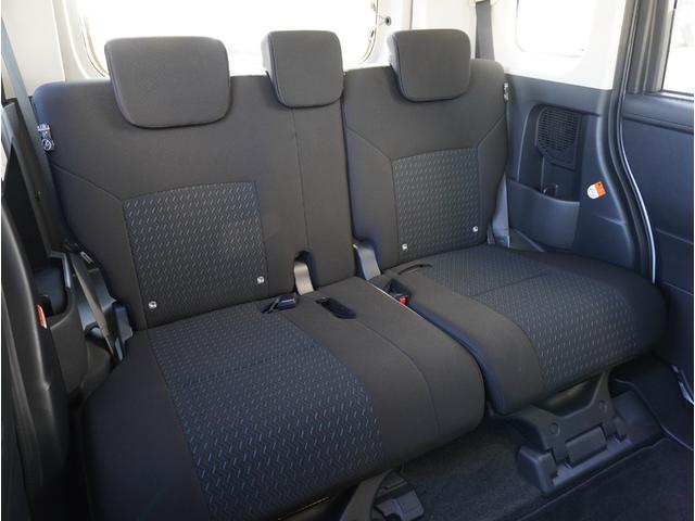 �y�R��ځz�R��ڂ��K�v�\���ȋ�Ԃ��m�ۂ��Ă��܂��B���Ƒ��E���ԓ��m�Ń����O�h���C�u���y���߂܂��ˁB